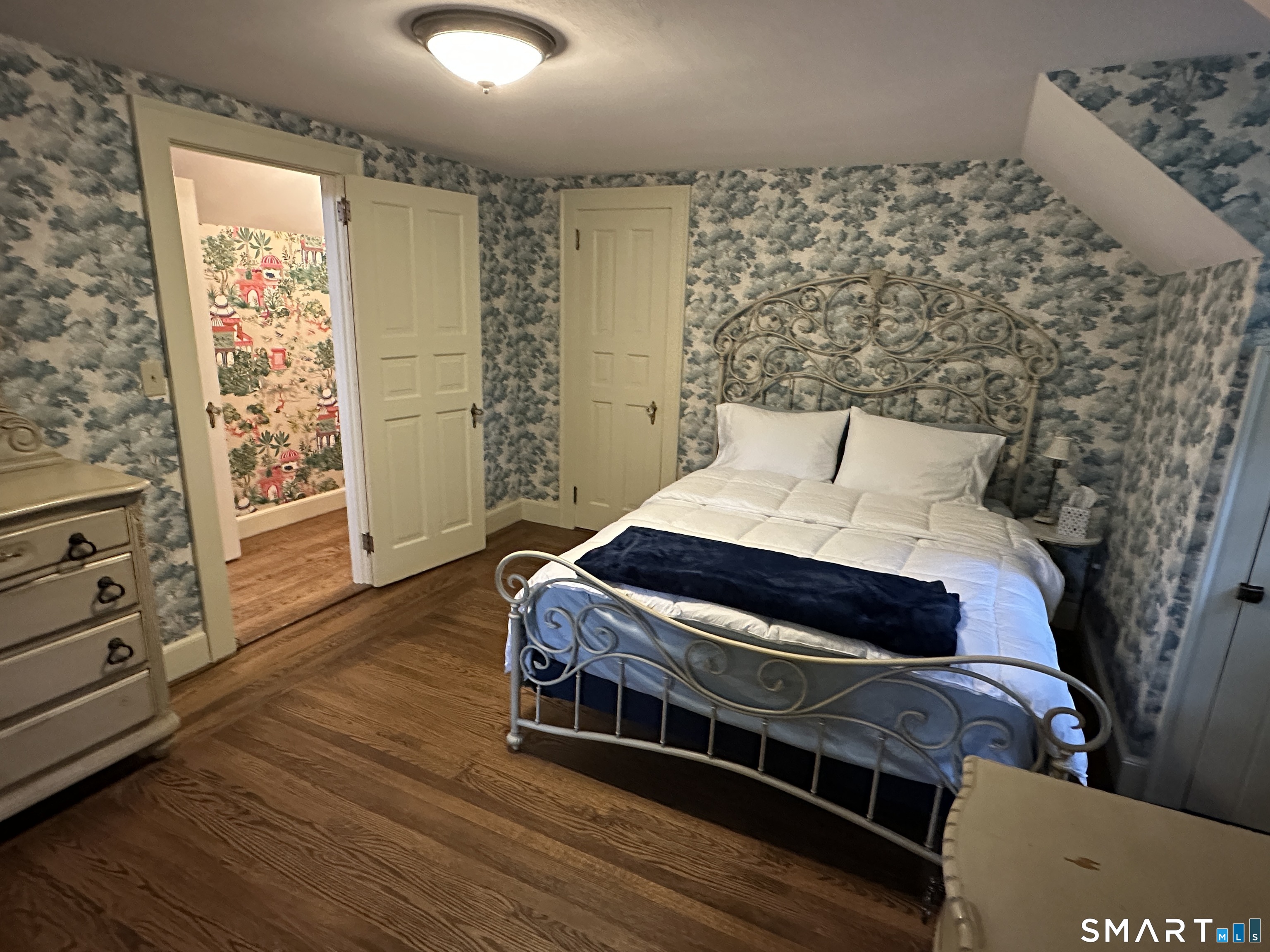 95 Hemlock Road New Haven, CT 06515 - Photo 20 of 26 Gallery Image 20