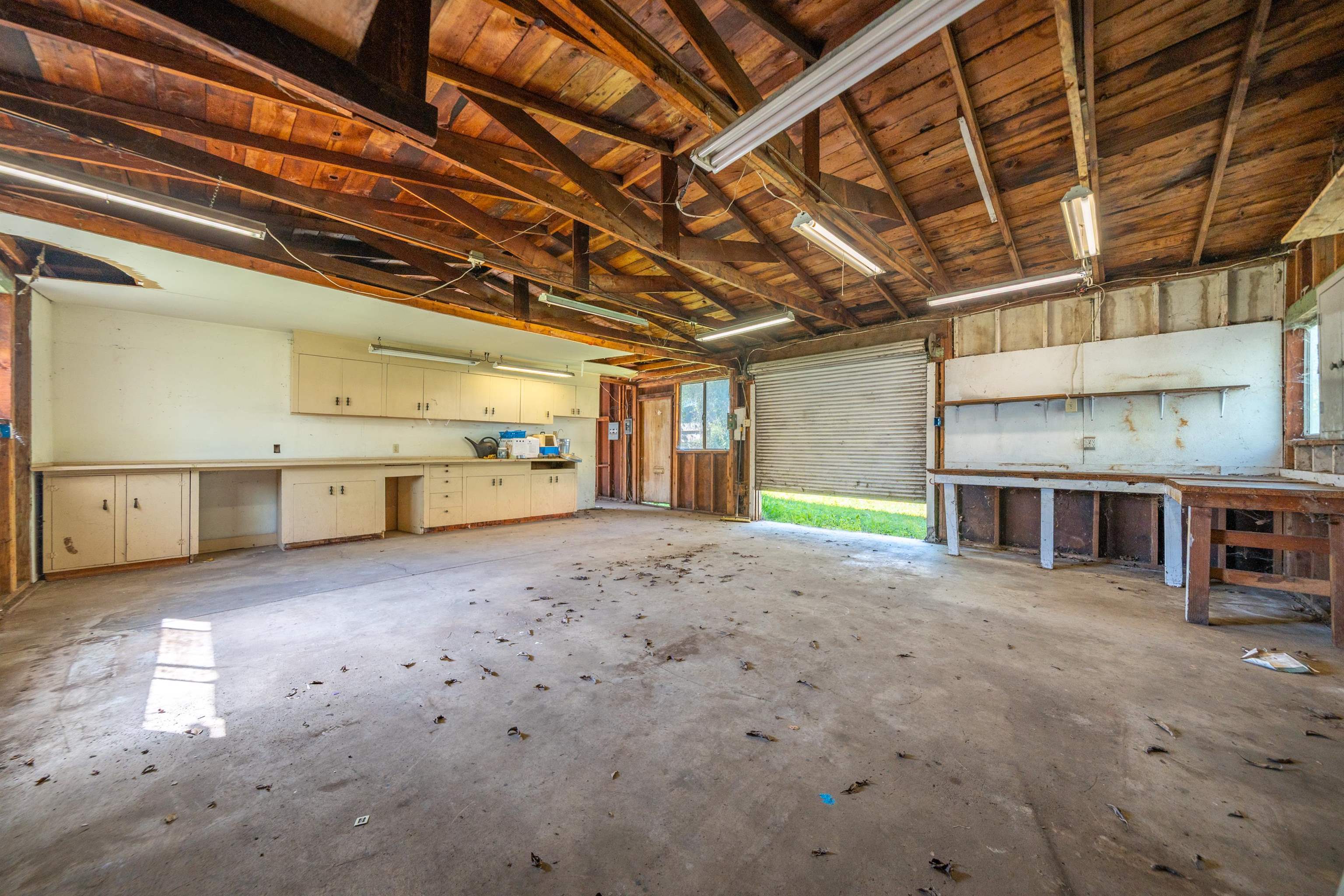 3081 Henderson Road Redding, CA 96002 - Photo 31 of 38