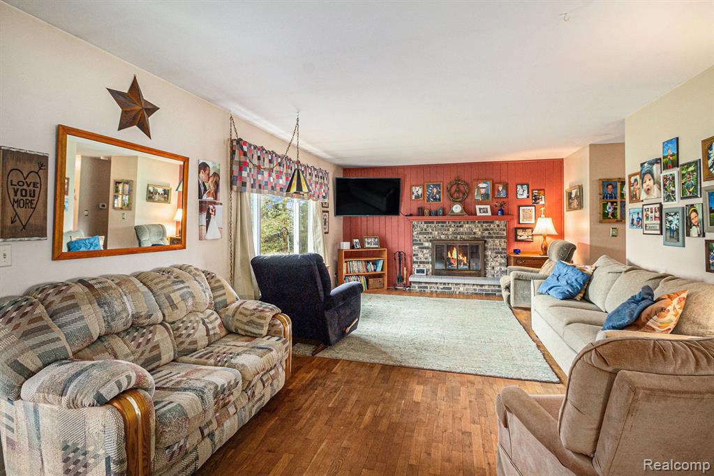 6181 Lobdell Road Linden, MI 48451 - Photo 14 of 40 Gallery Image 14