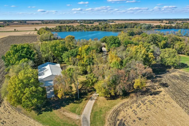 $1,295,000 | 10703 187th Street, Silver Lake, MN 55381