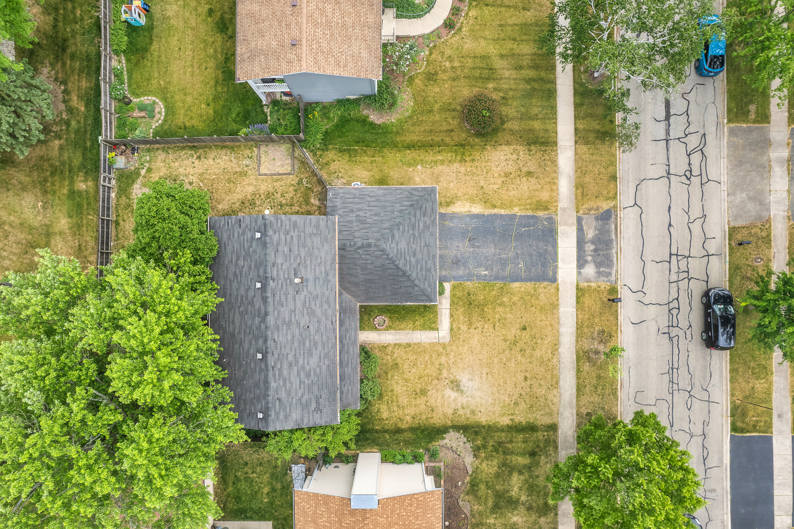 302 Thistle Drive Bolingbrook, IL 60490 - Photo 24 of 33 aerial view of a house