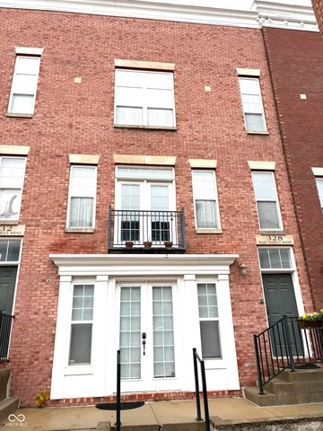 $3,200 | 328 West Main Street, Carmel, IN 46032