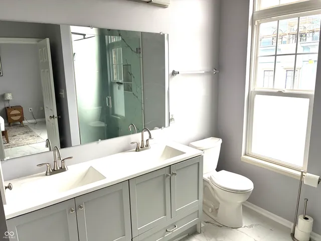 $3,200 | 328 West Main Street, Carmel, IN 46032