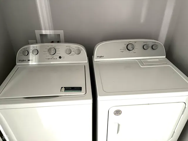 $3,200 | 328 West Main Street, Carmel, IN 46032