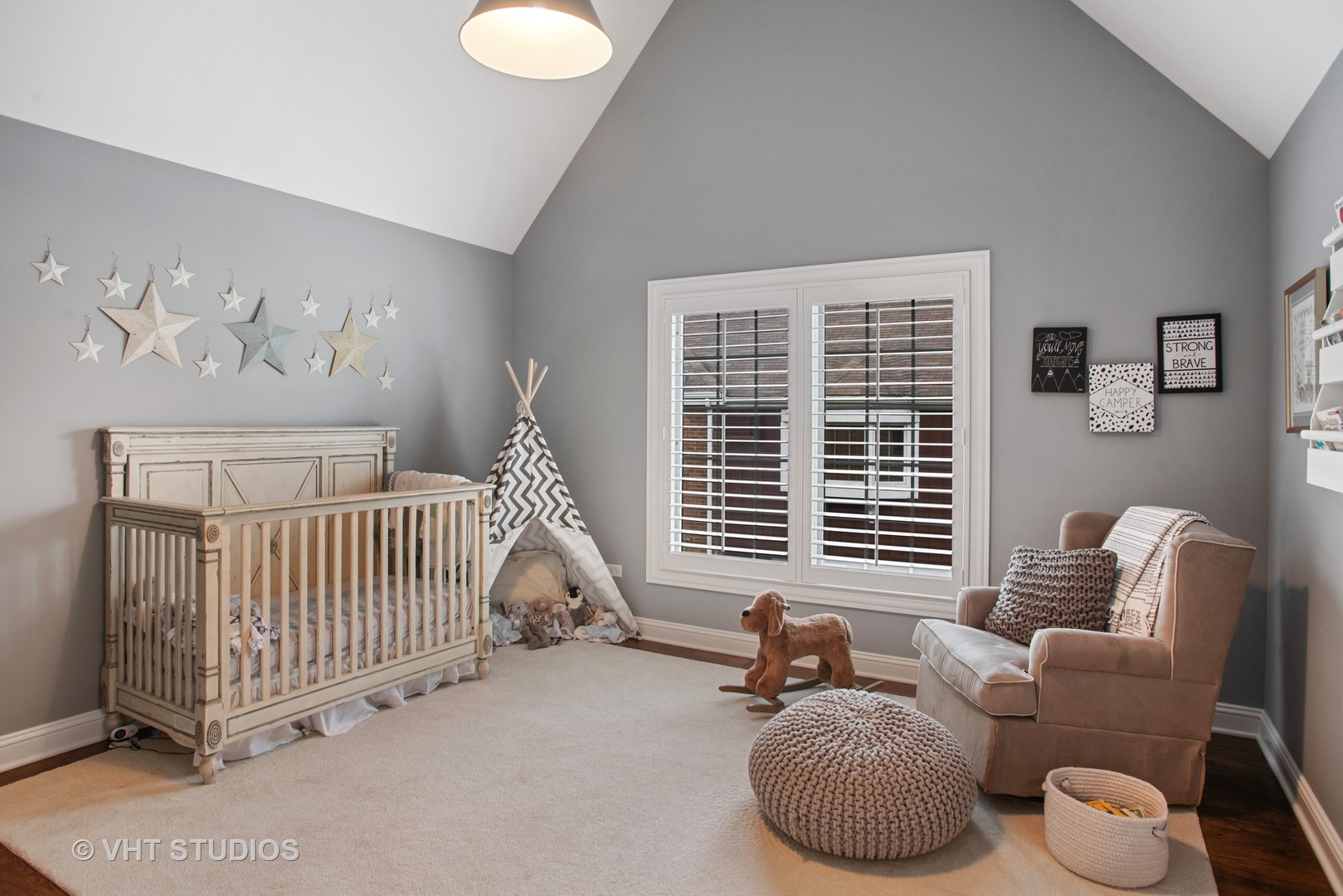 726 Hastings Street Park Ridge, IL 60068 - Photo 22 of 38 a bedroom with furniture and a window
