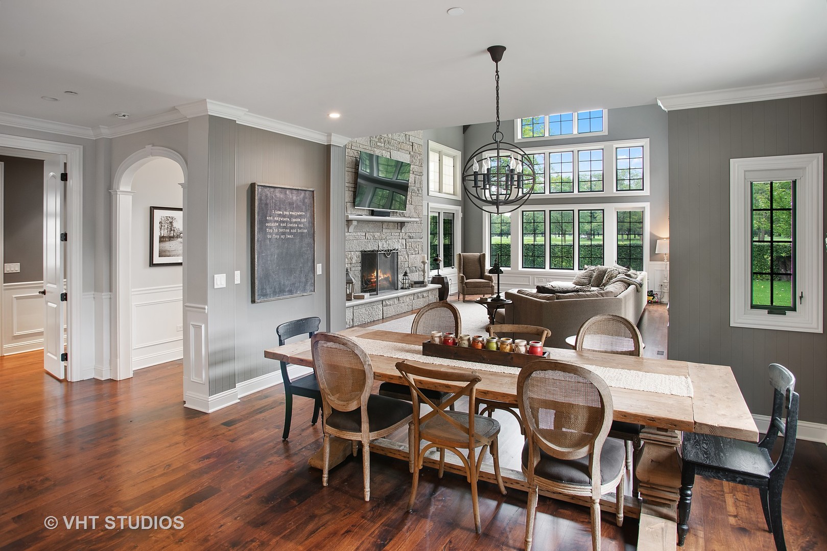 726 Hastings Street Park Ridge, IL 60068 - Photo 10 of 38 a view of a dining room with furniture window and outside view