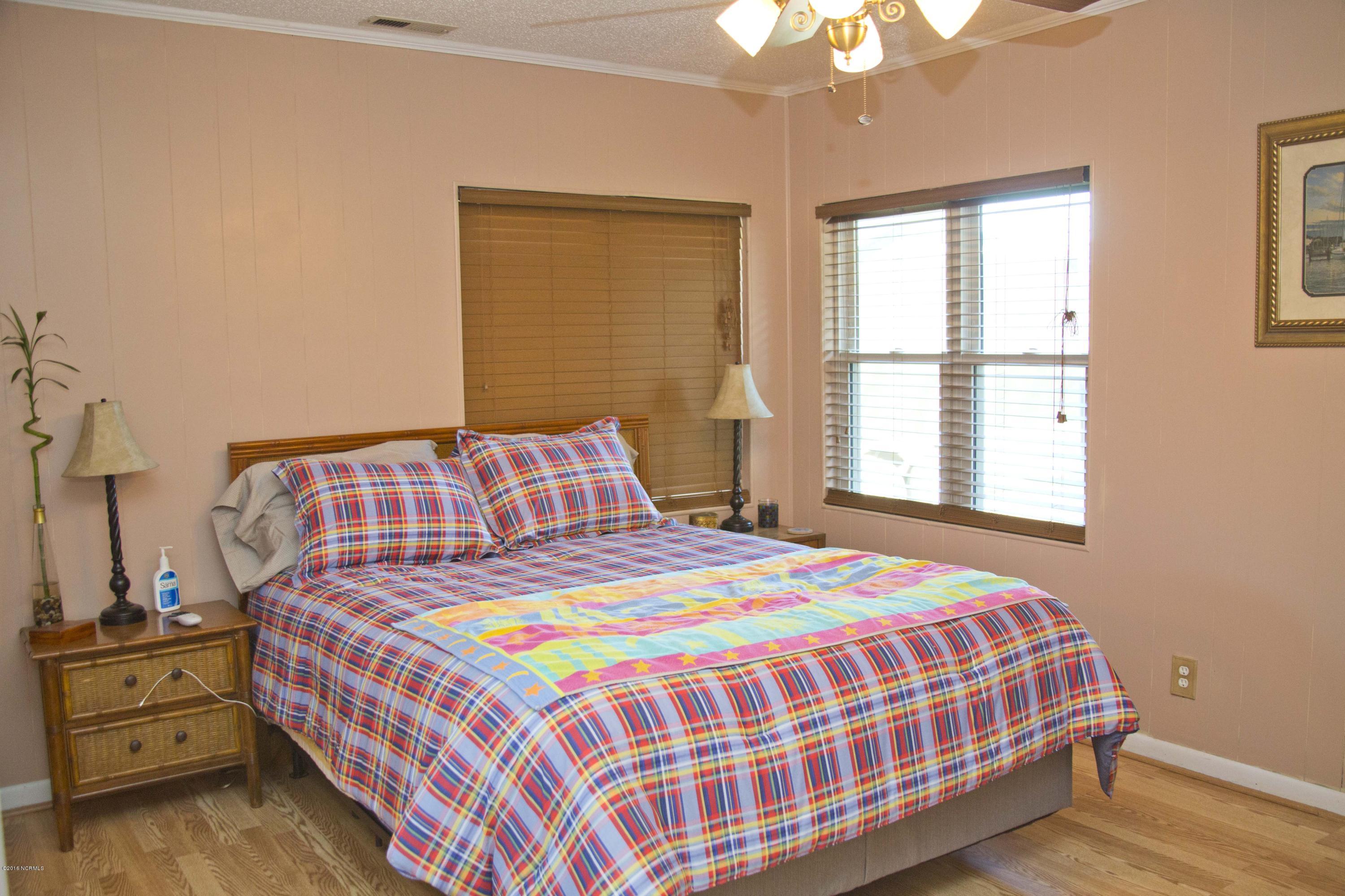 146 Pine Grove Road Newport, NC 28570 - Photo 17 of 36 4M9A8198_7226