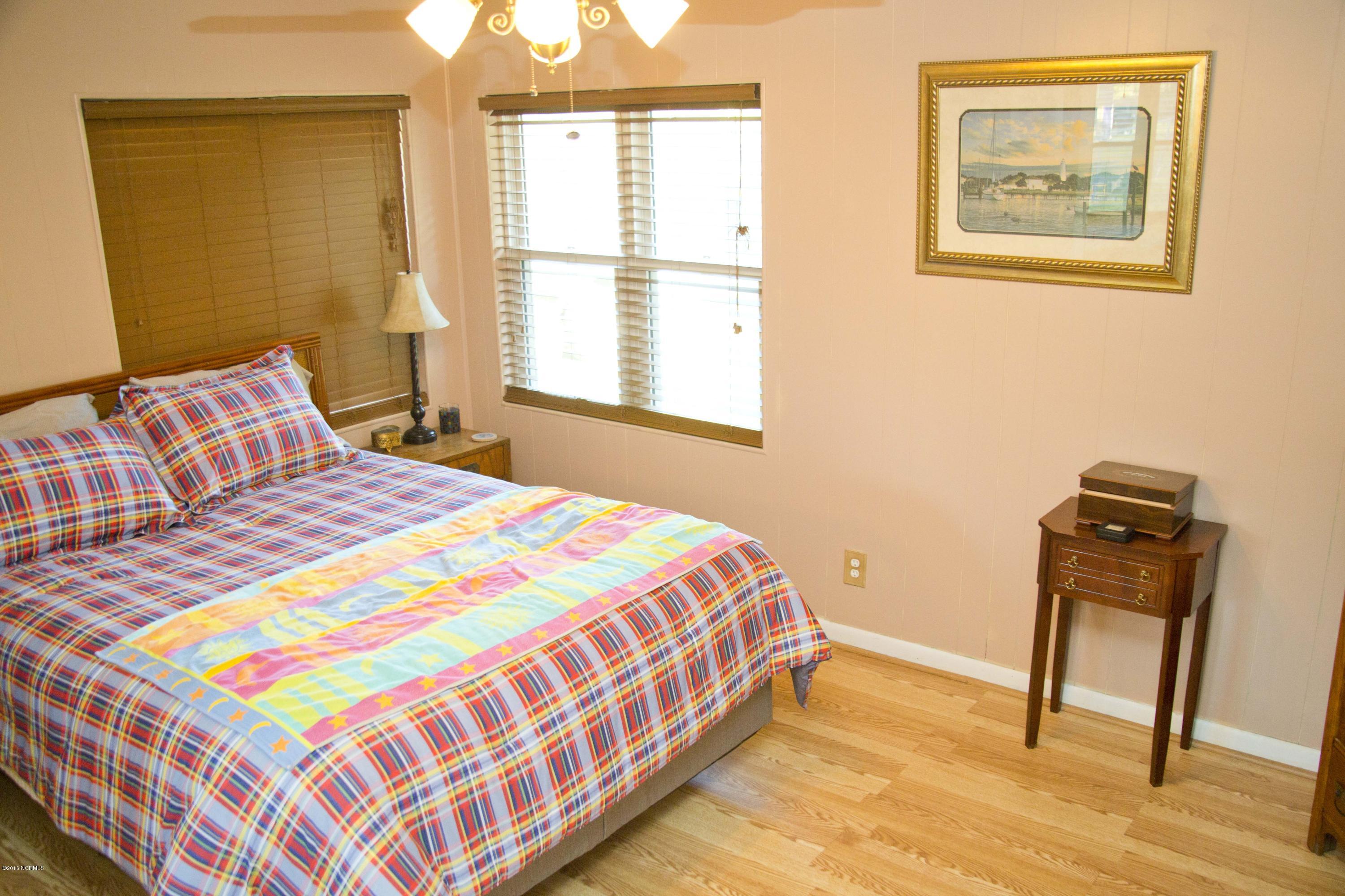146 Pine Grove Road Newport, NC 28570 - Photo 18 of 36 4M9A8201_7229