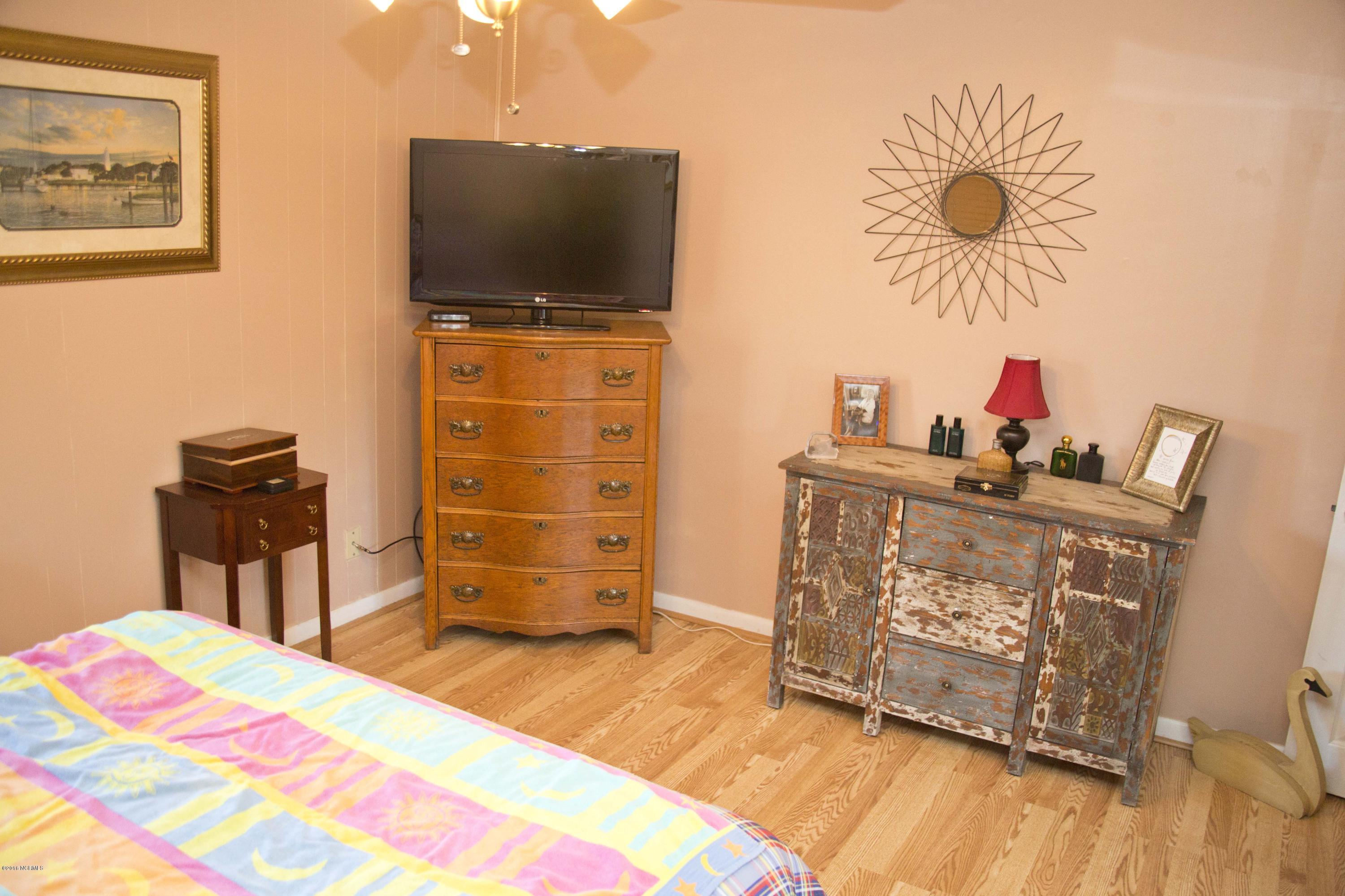 146 Pine Grove Road Newport, NC 28570 - Photo 19 of 36 4M9A8205_7233