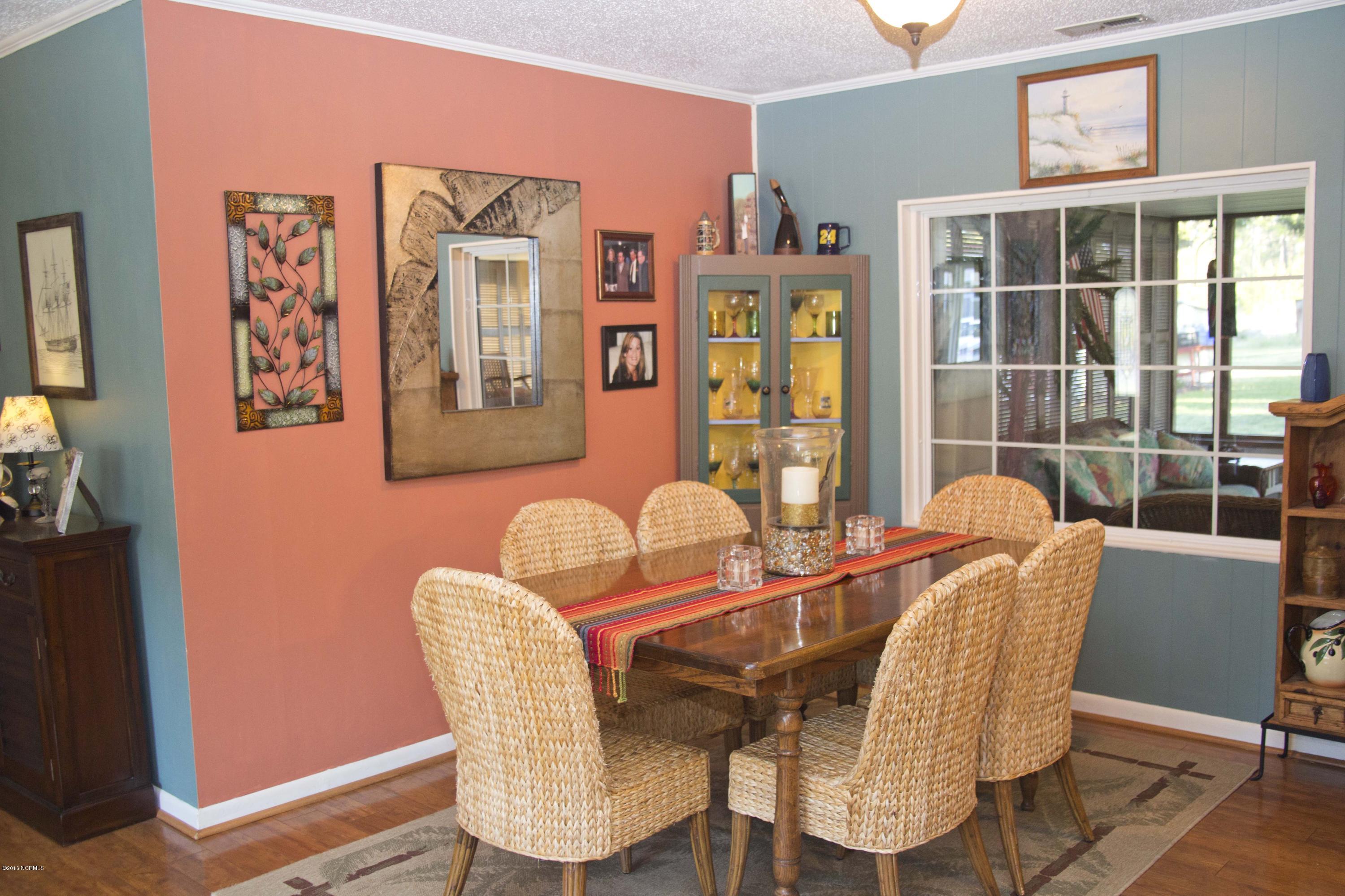 146 Pine Grove Road Newport, NC 28570 - Photo 10 of 36 4M9A8239_7266