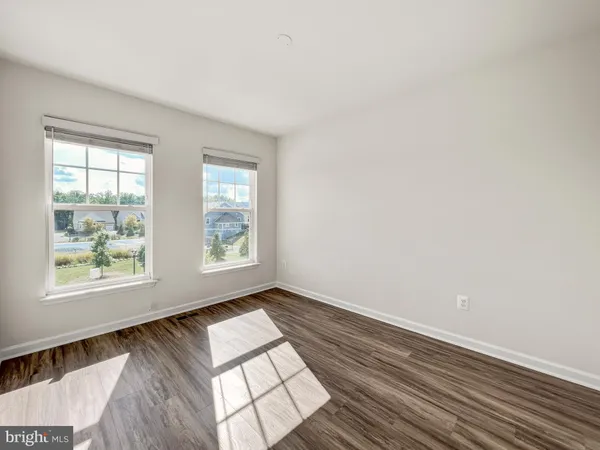 $2,800 | 439 Foxglove Way, Unit 102, Stafford, VA 22554
