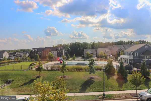 $2,800 | 439 Foxglove Way, Unit 102, Stafford, VA 22554