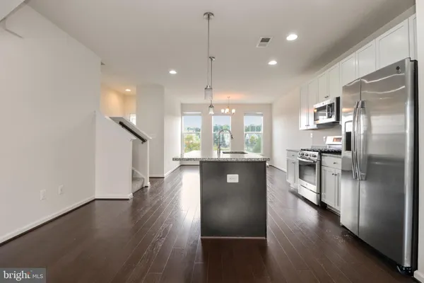 $2,800 | 439 Foxglove Way, Unit 102, Stafford, VA 22554