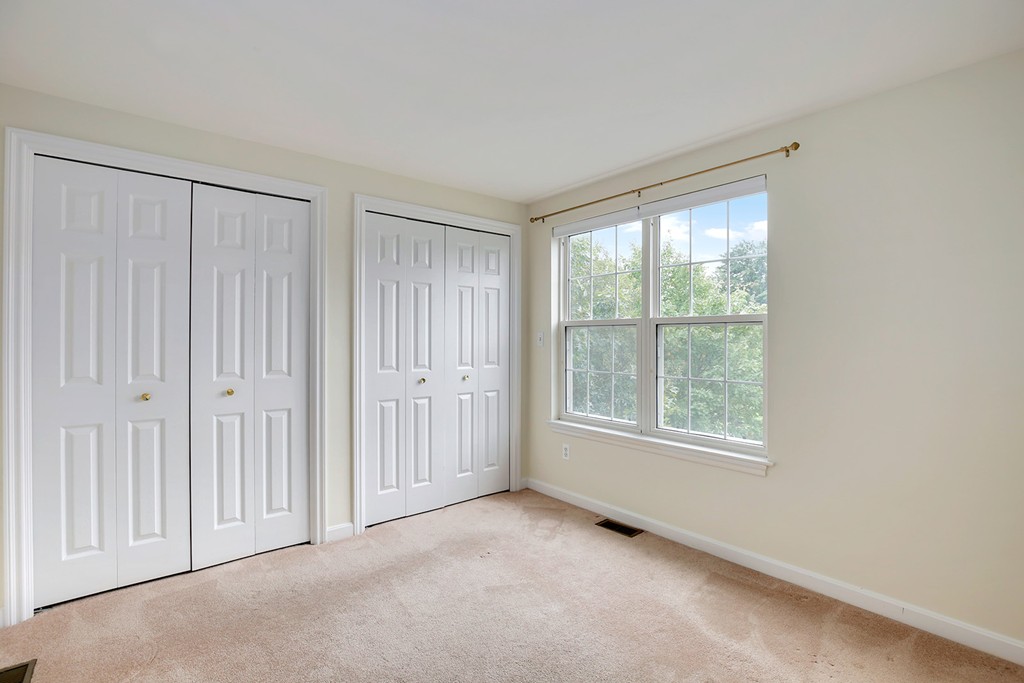 36 Peterson Road North Andover, MA 01845 - Photo 14 of 18