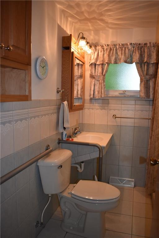 2339 Stoystown Road Friedens, PA 15541 - Photo 16 of 21 Gallery Image 16