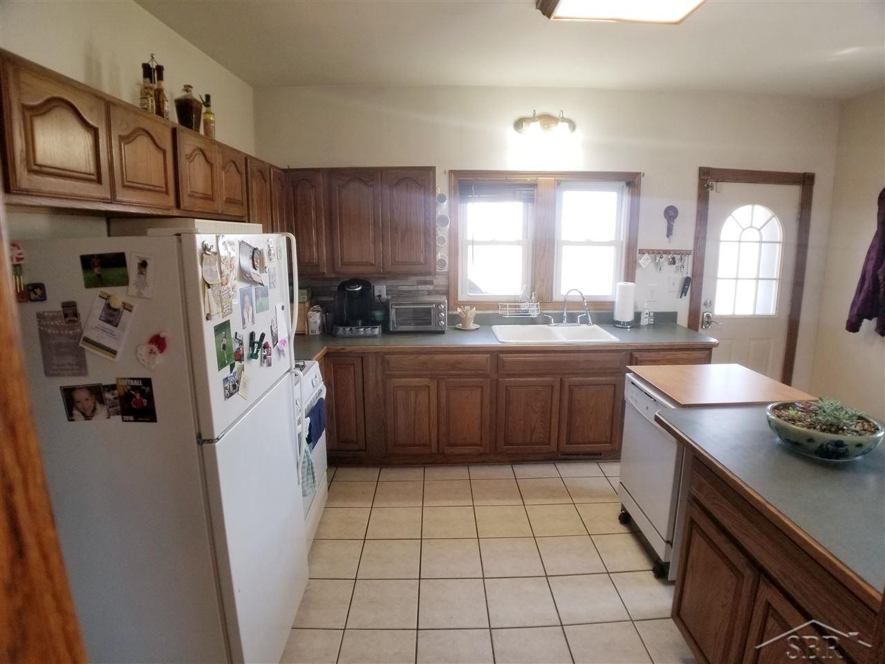 1367 East Dodge Road Mount Morris, MI 48458 - Photo 2 of 26 50044974-1.JPG
