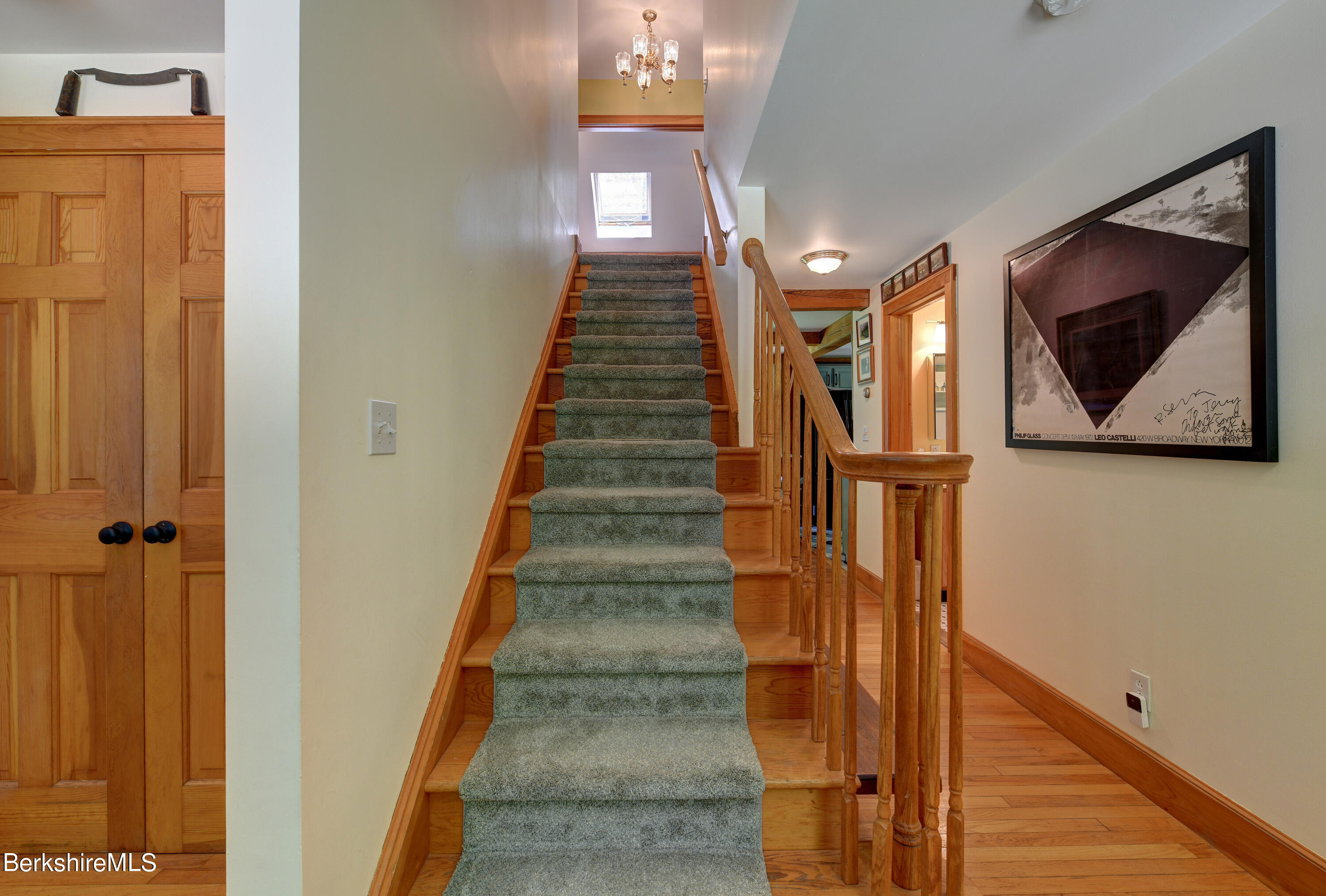 305 South Undermountain Road Sheffield, MA 01257 - Photo 9 of 32 20-Stairway
