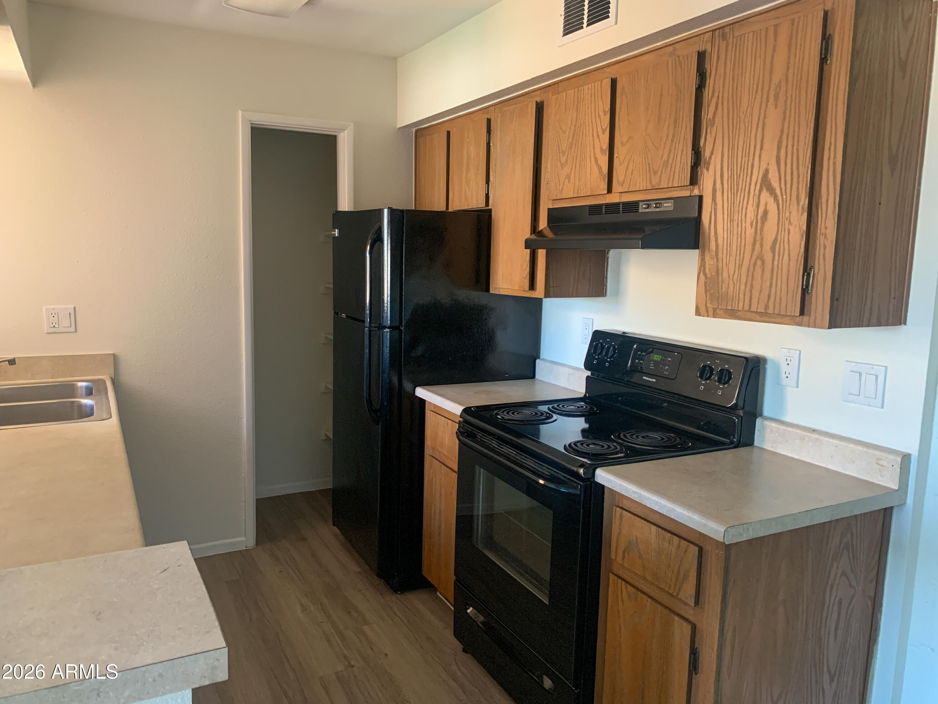 2625 East Indian School Road, Unit 226 Phoenix, AZ 85016 - Photo 8 of 29 IMG_1425