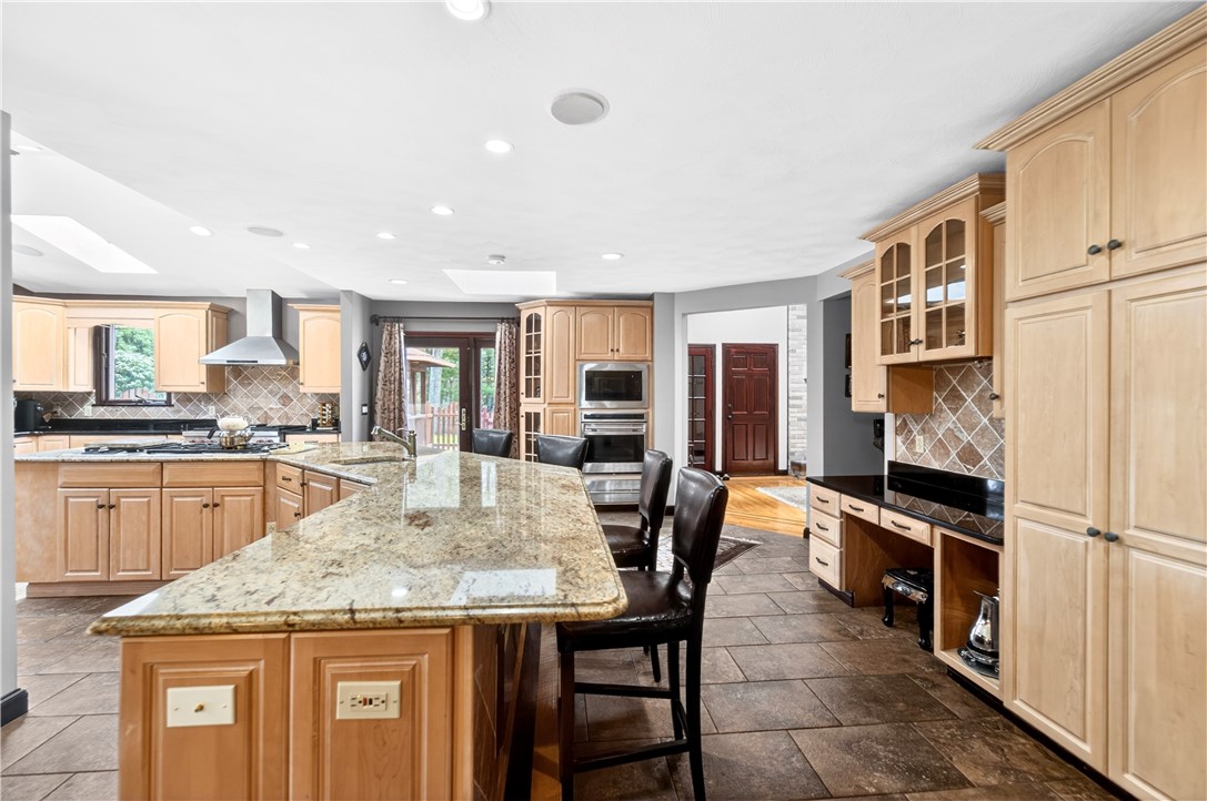9 Sugar Maple Drive Coventry, RI 02816 - Photo 5 of 50