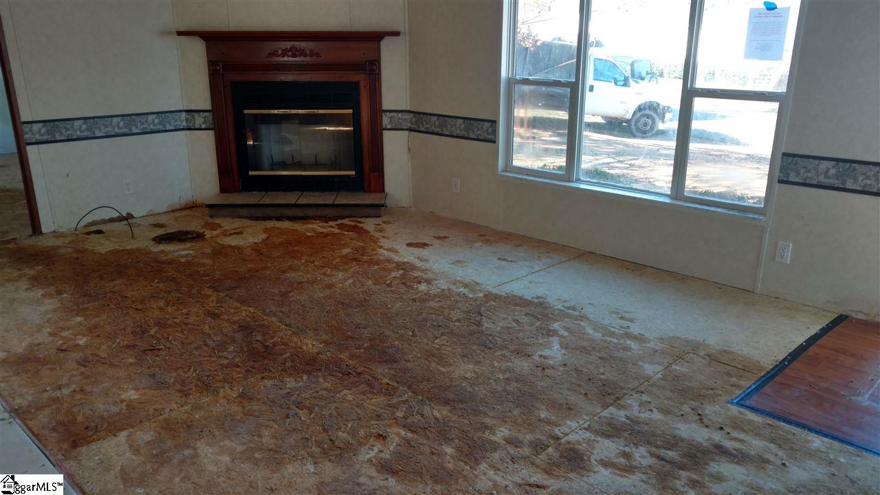 128 Ironwood Road Simpsonville, SC 29681 - Photo 2 of 9 Gallery Image 2