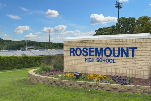 $595,390 | 1117 Annagaire Curve, Rosemount, MN 55068