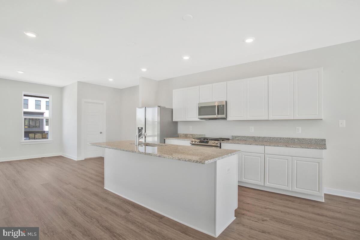 302 Summit Point Boulevard Bowie, MD 20716 - Photo 13 of 34