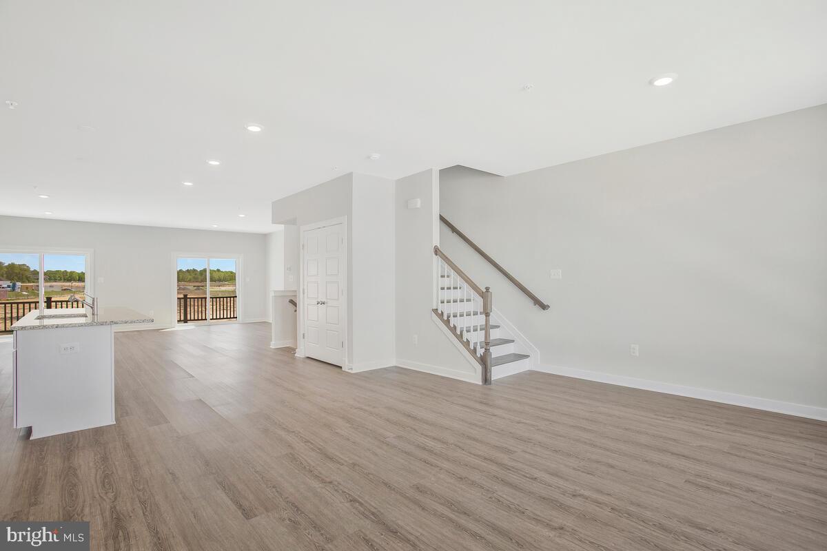 302 Summit Point Boulevard Bowie, MD 20716 - Photo 15 of 34