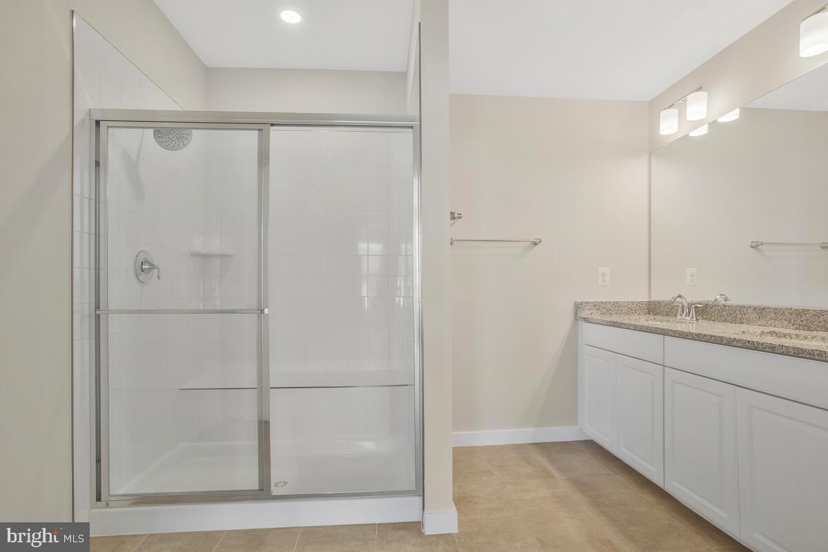 302 Summit Point Boulevard Bowie, MD 20716 - Photo 31 of 34