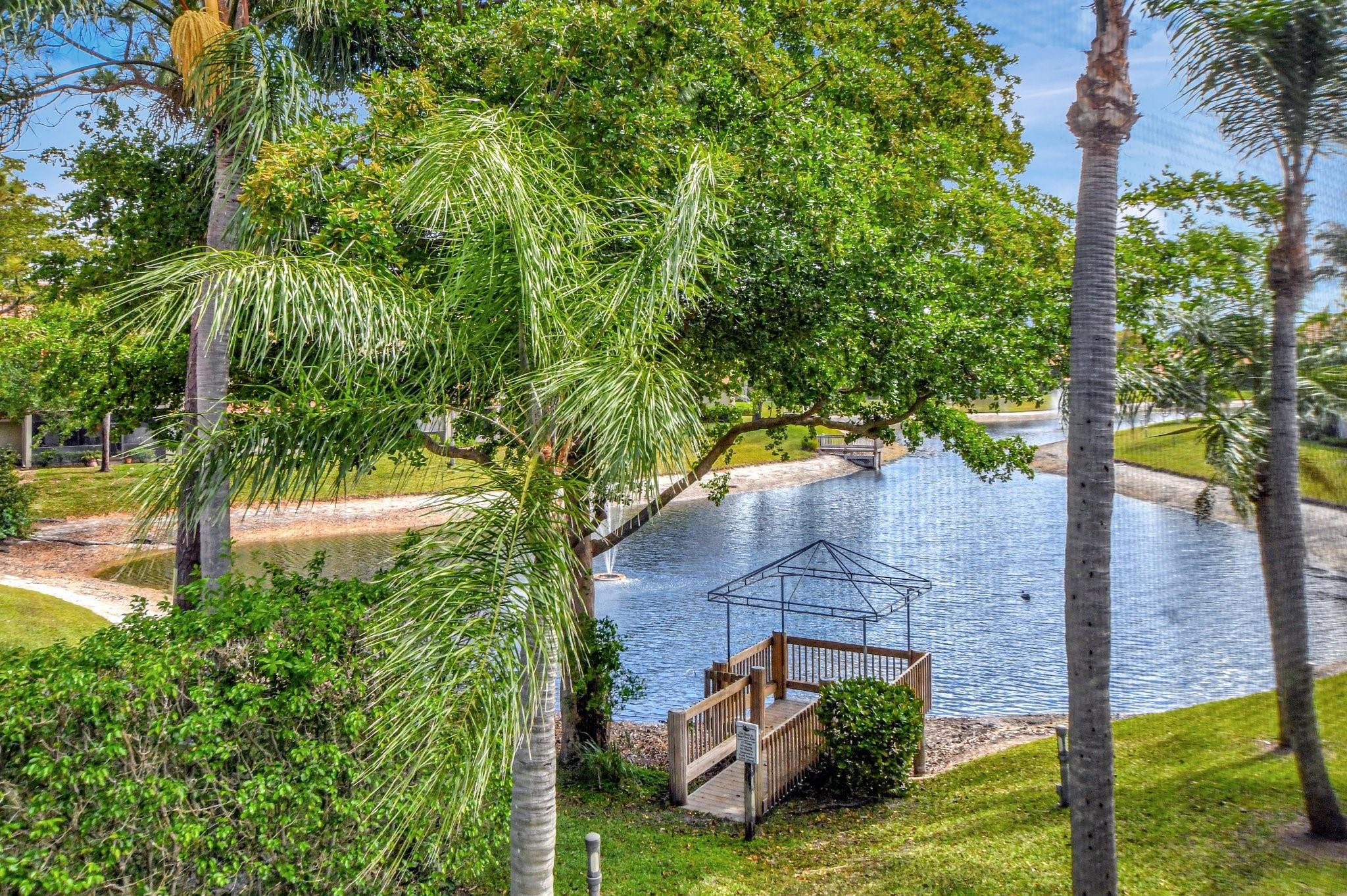 5801 Coach House Circle, Unit E Boca Raton, FL 33486 - Photo 23 of 41 Cool breezes off the water.