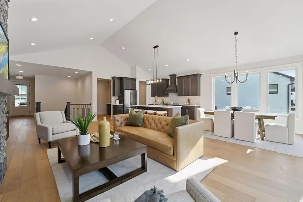 $718,950 | 2013 Mulberry Lane, Carver, MN 55315