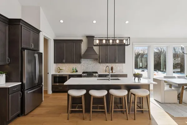 $718,950 | 2013 Mulberry Lane, Carver, MN 55315