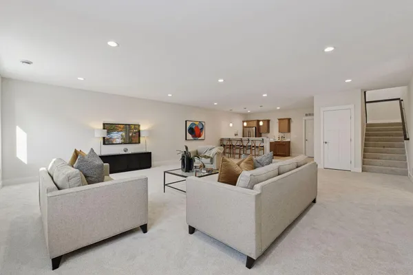 $718,950 | 2013 Mulberry Lane, Carver, MN 55315