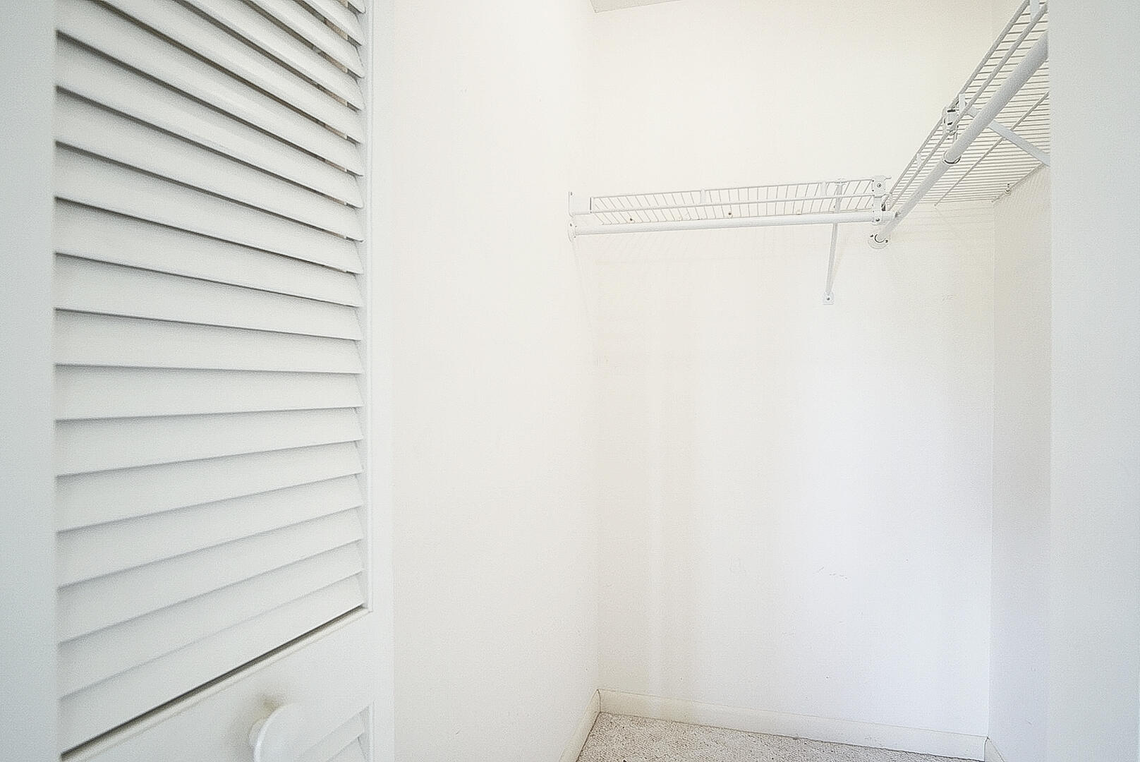 2321 Southwest 3rd Court Okeechobee, FL 34974 - Photo 30 of 37 a view of a small space