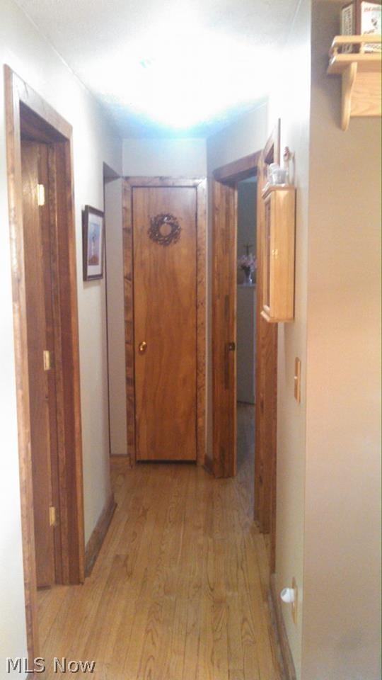 339 Annis Road Amherst, OH 44001 - Photo 18 of 30 Gallery Image 18