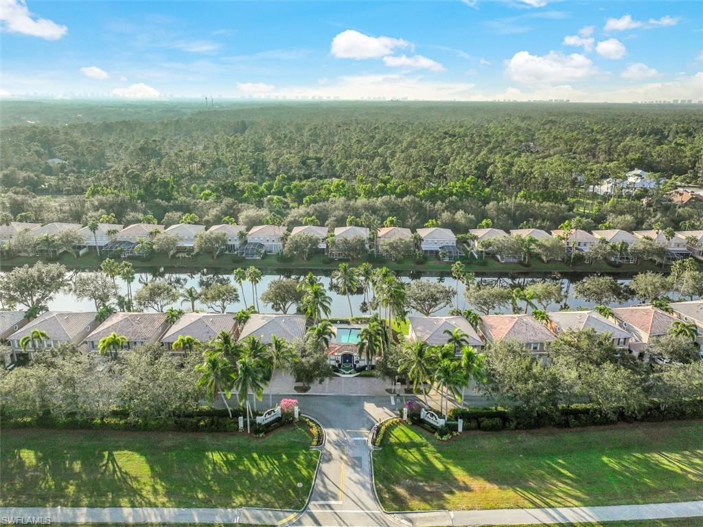 5721 Cove Circle, Unit 36 Naples, FL 34119 - Photo 26 of 32 a view of a city