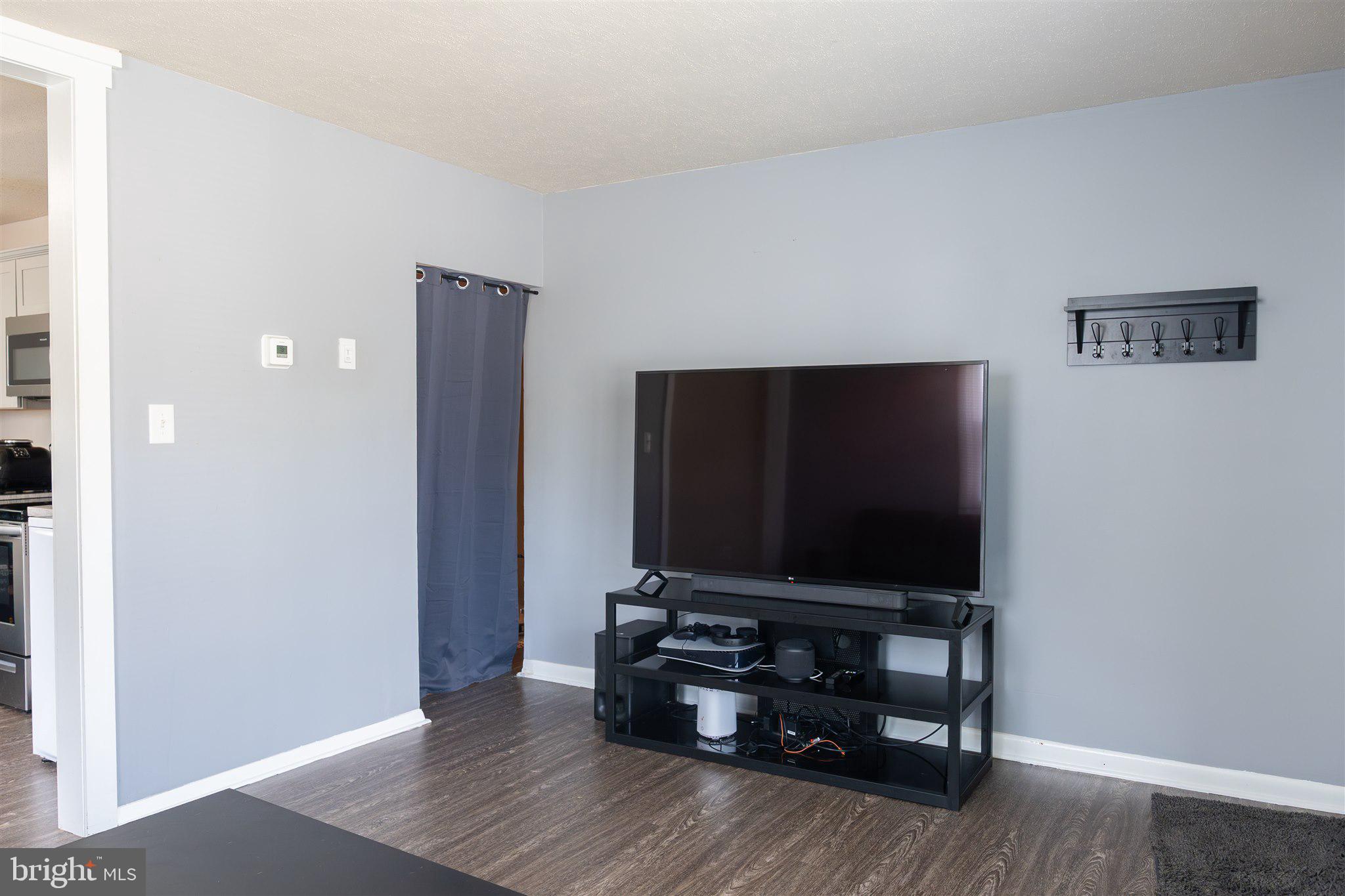 4713 Hillside Road Harrisburg, PA 17109 - Photo 6 of 29 Gallery Image 6