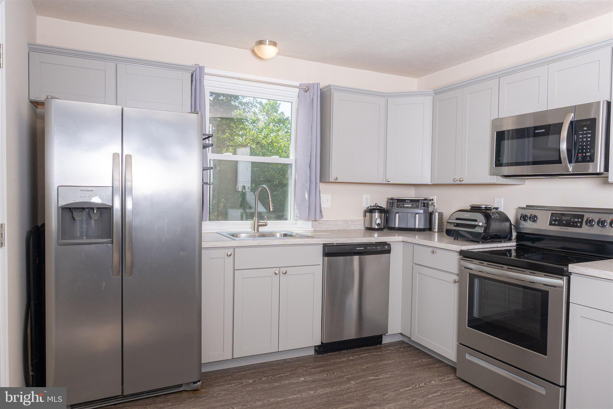 4713 Hillside Road Harrisburg, PA 17109 - Photo 9 of 29 Gallery Image 9