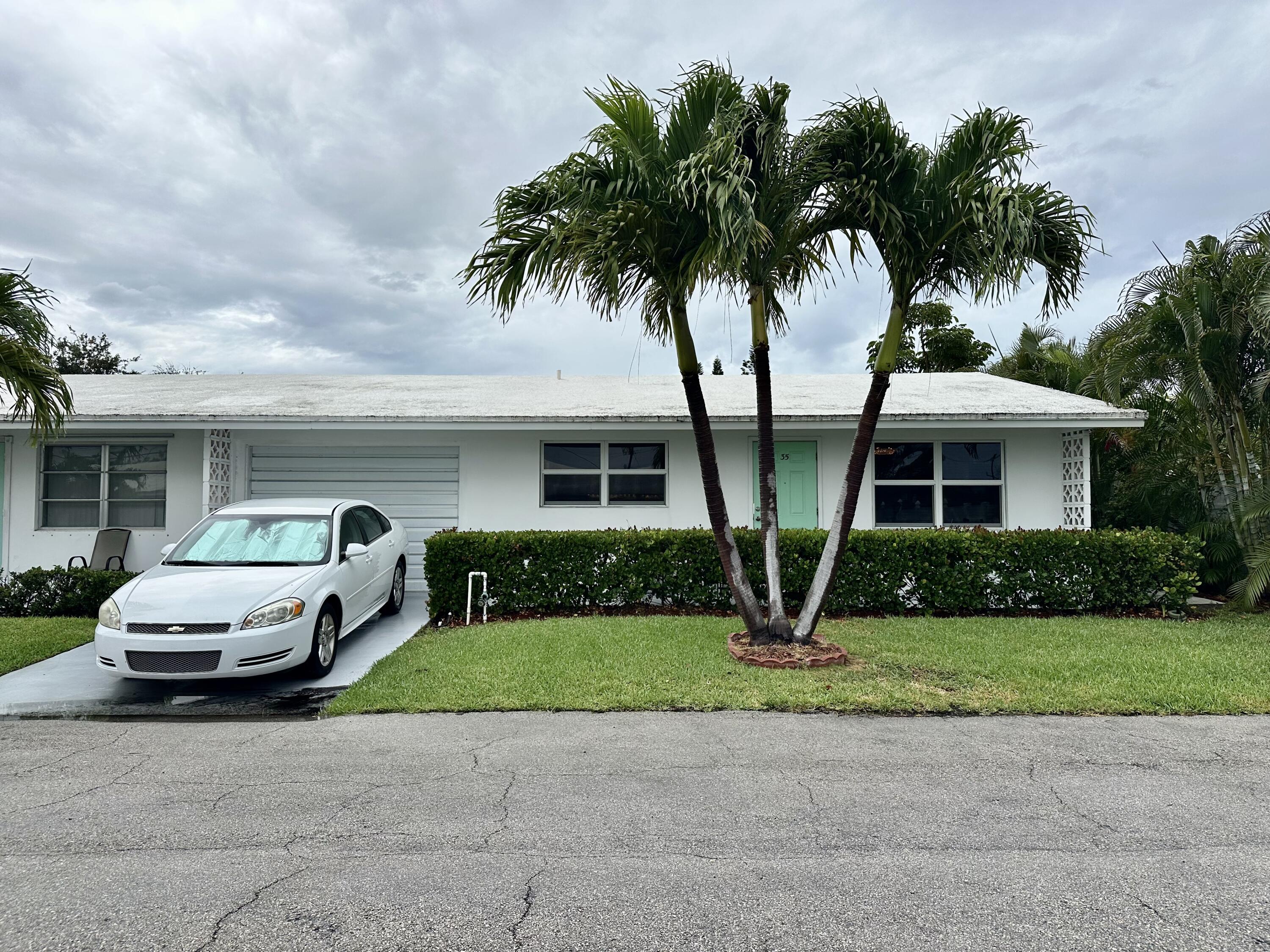 728 Ridge Road, Unit 35 Lantana, FL 33462 - Photo 33 of 35 Front View of Property