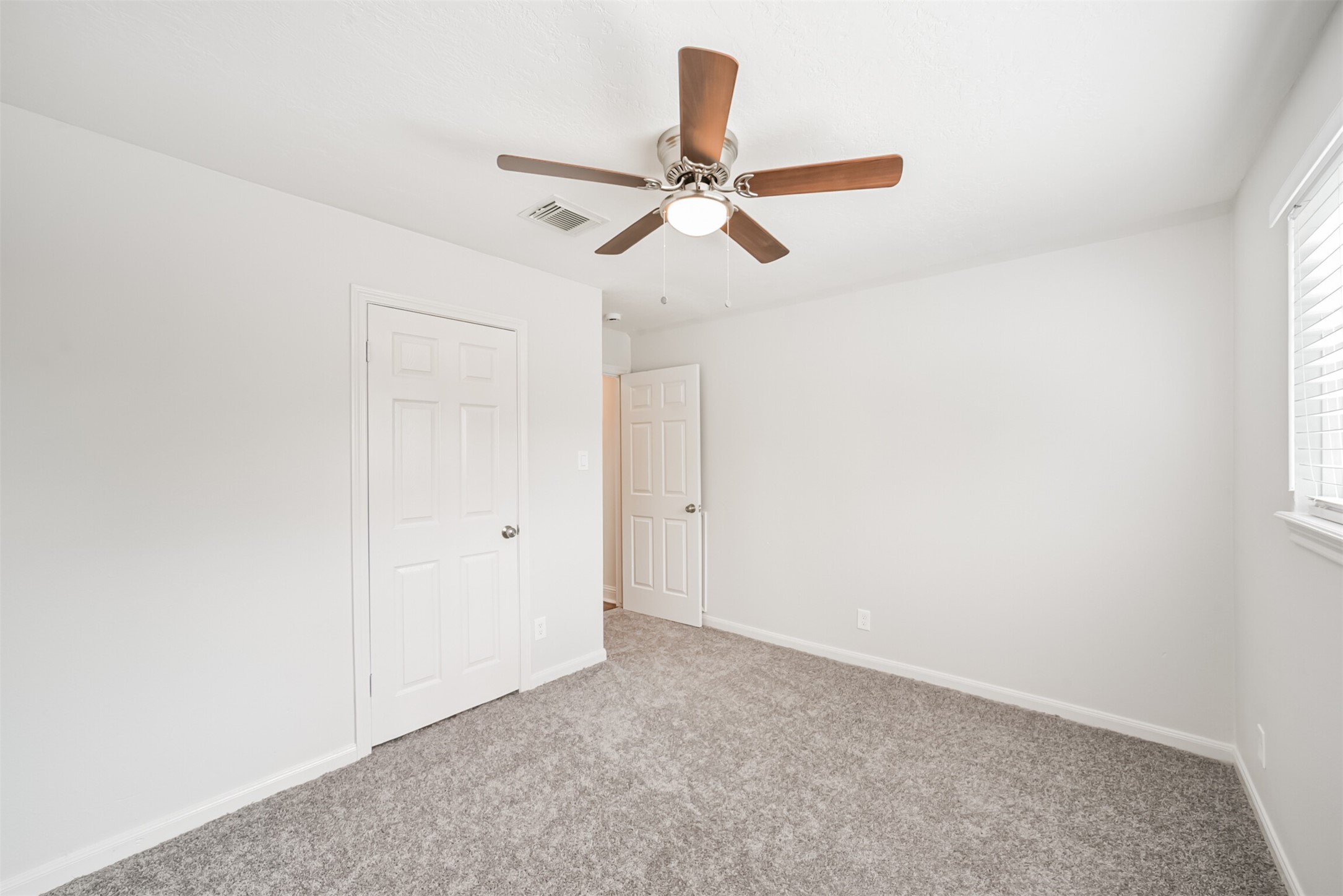 3319 Springrock Lane Houston, TX 77080 - Photo 30 of 41 a view of room