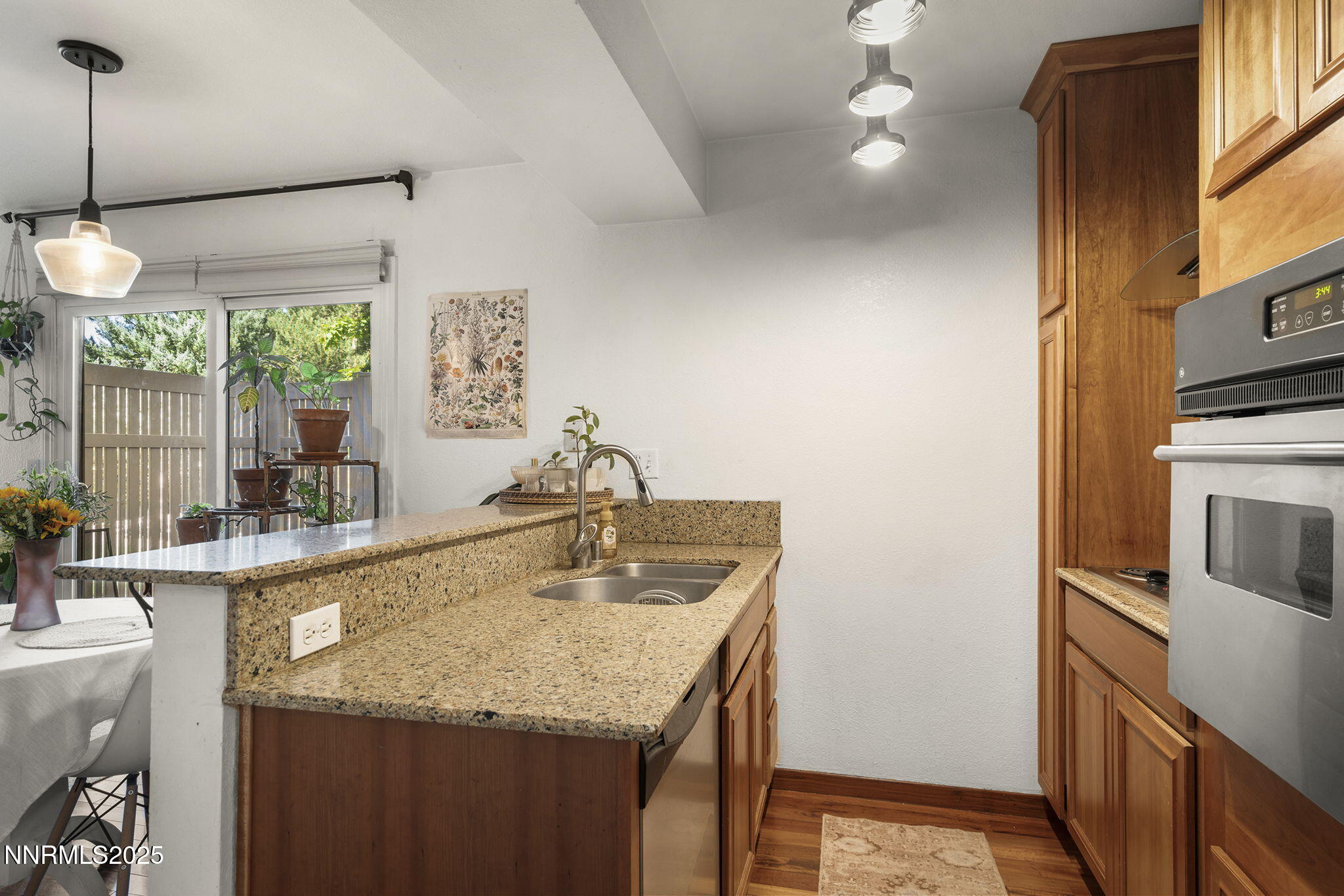 4416 Matich Drive Reno, NV 89502 - Photo 8 of 22 8-web-or-mls-_DSC7473