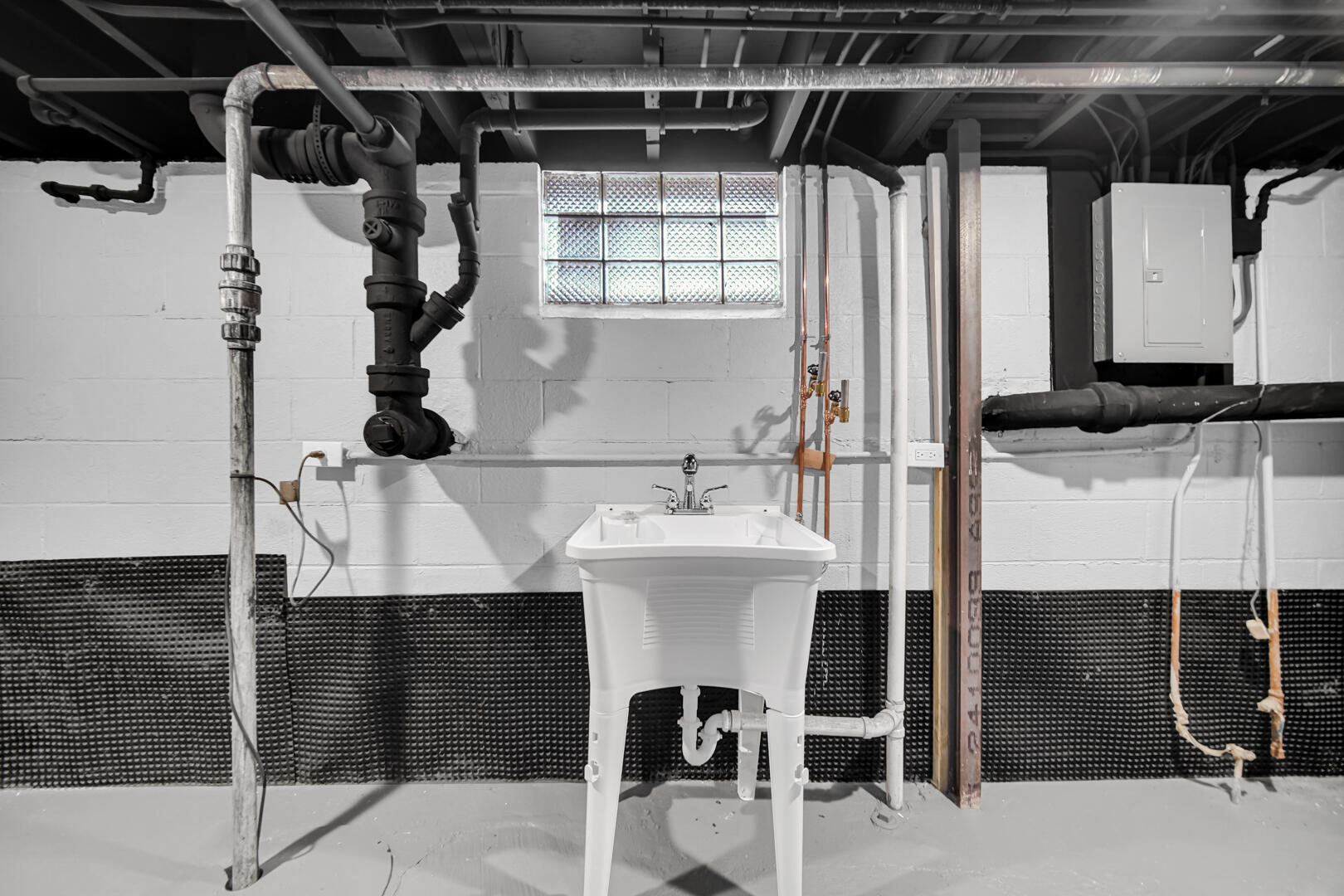 8013 Monaldi Drive Munster, IN 46321 - Photo 20 of 24 a bathroom with a sink and a mirror