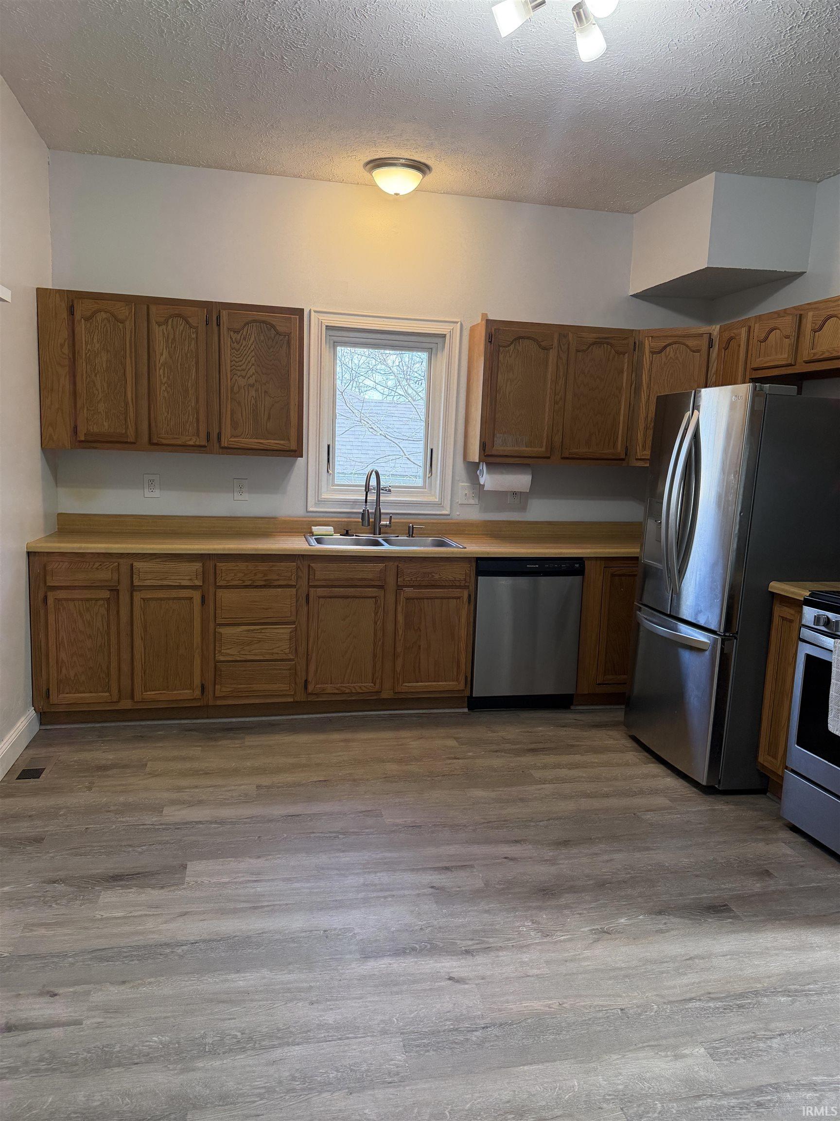 1615 West 7th Street Bloomington, IN 47404 - Photo 7 of 27