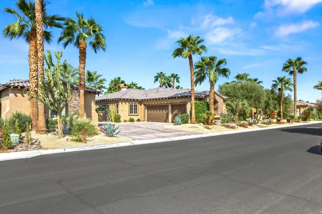 $2,250,000 | 52395 Whispering Way, La Quinta, CA 92253
