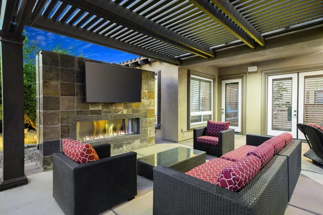 $2,250,000 | 52395 Whispering Way, La Quinta, CA 92253
