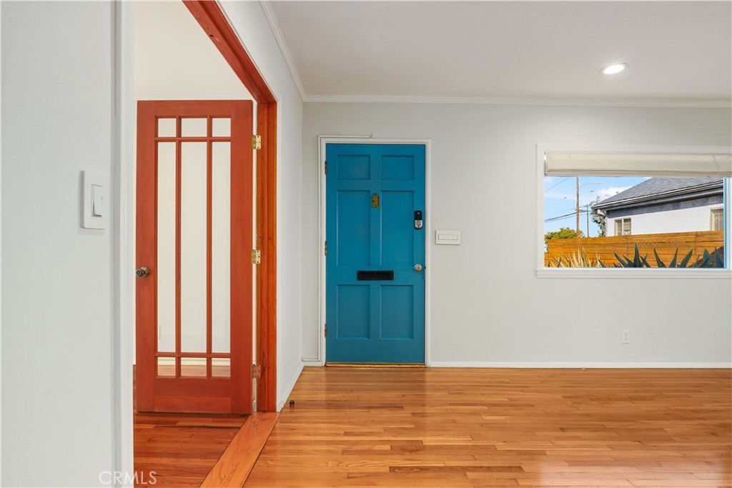 4733 Marshall Drive Culver City, CA 90230 - Photo 5 of 26