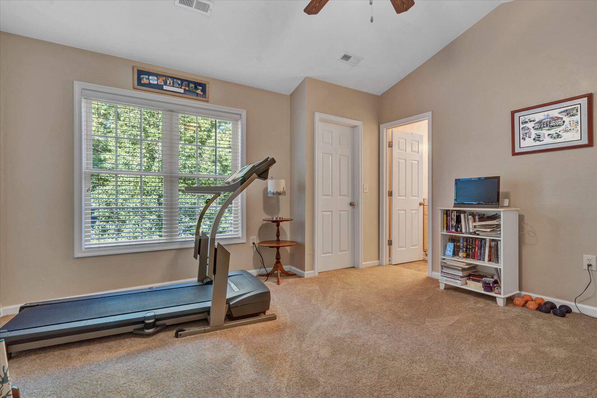 8709 Little Hoop Road Roanoke, VA 24019 - Photo 21 of 25 21-DSC0905