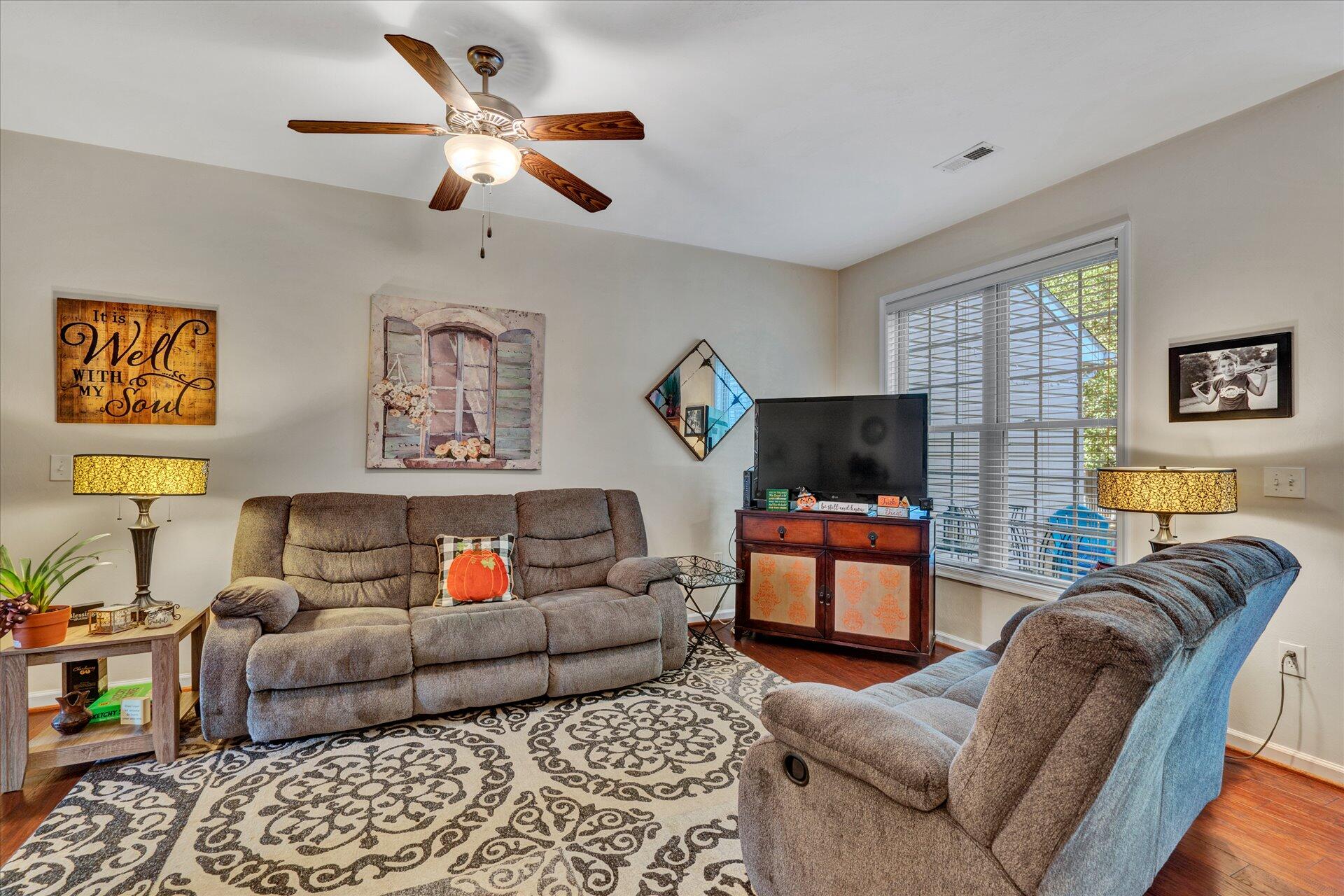 8709 Little Hoop Road Roanoke, VA 24019 - Photo 5 of 25 05-DSC0929
