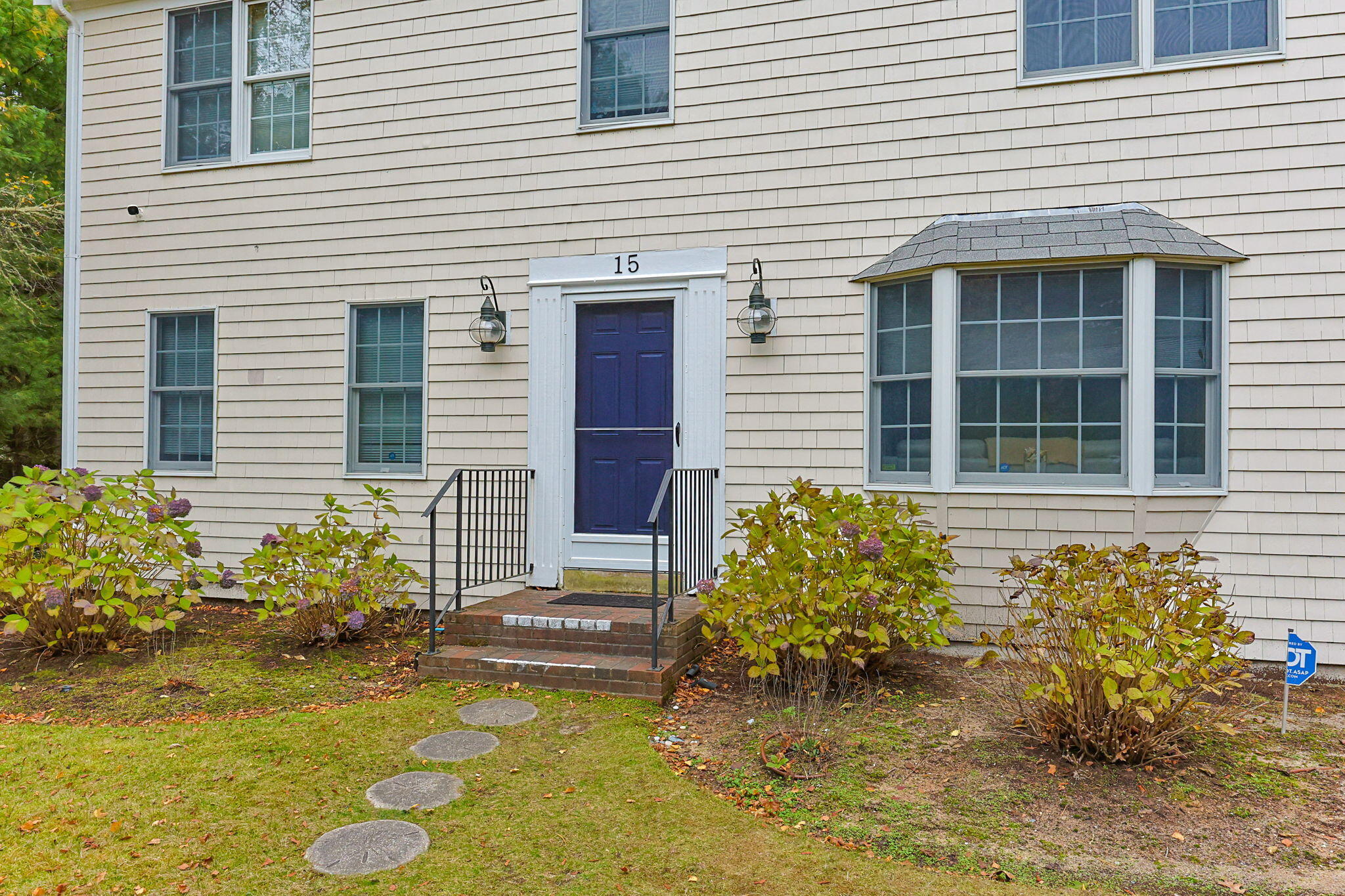 15 Old Bay Road Wellfleet, MA 02667 - Photo 2 of 46 2-web-or-mls-15-old-bay-rd