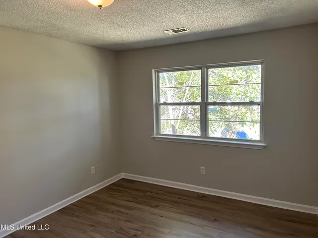 $1,095 | 6795 Blocker Street, Unit 15, Olive Branch, MS 38654