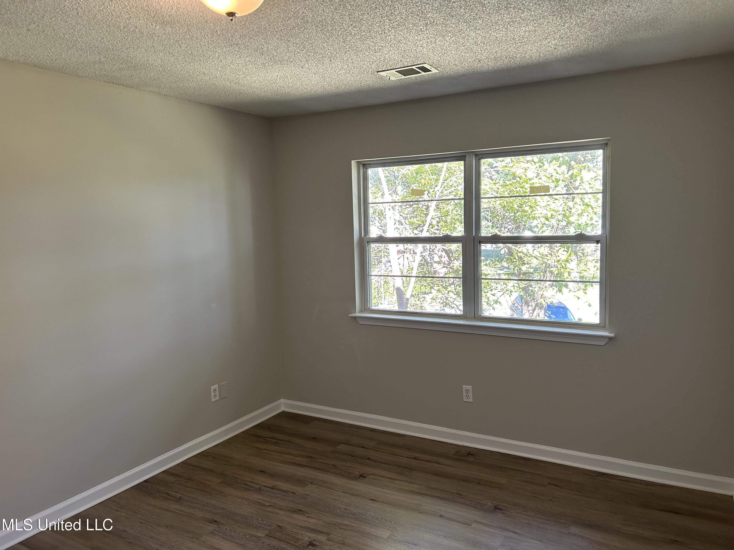 6795 Blocker Street, Unit 15 Olive Branch, MS 38654 - Photo 13 of 14 Photo Oct 15 2025, 1 46 44 PM